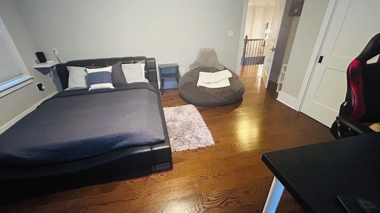 Photo of Bedroom in Long Branch