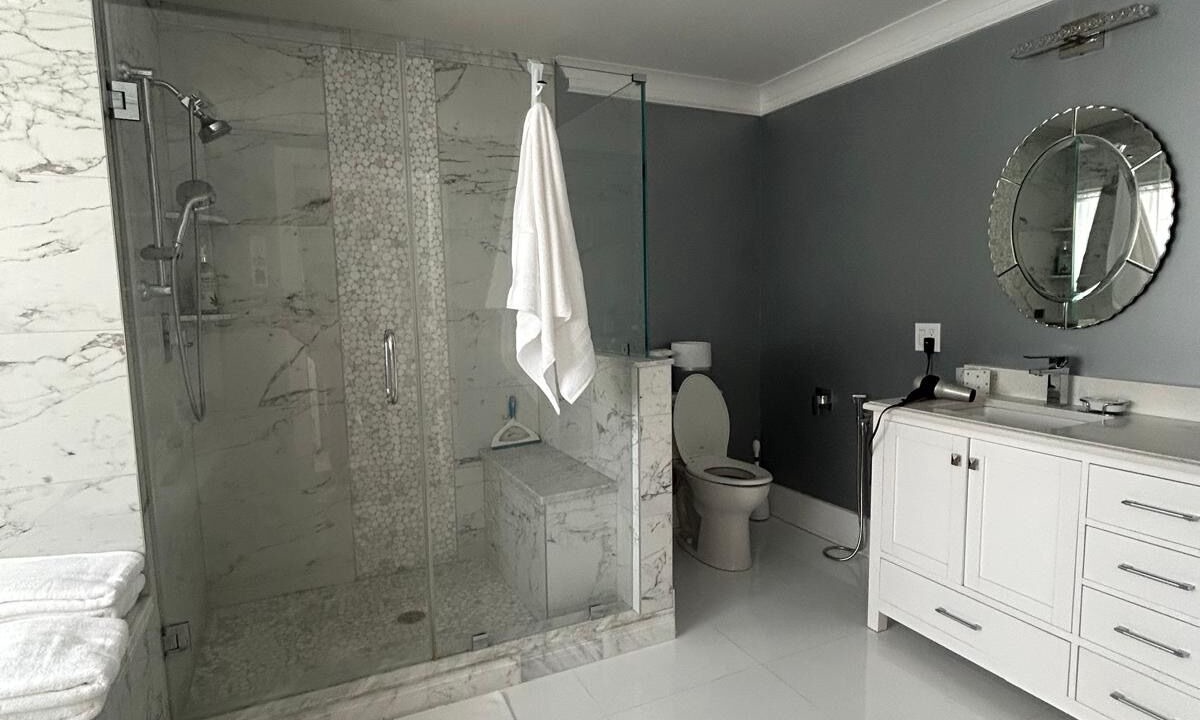 Photo of Bathroom in Long Branch