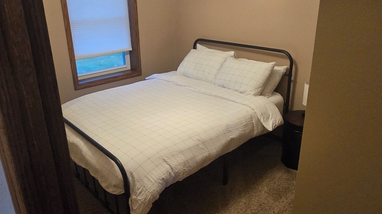 Photo of Bedroom in Wayne County