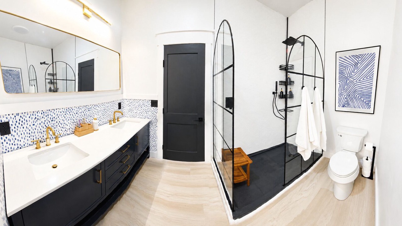 Photo of Bathroom in Hancocks Bridge
