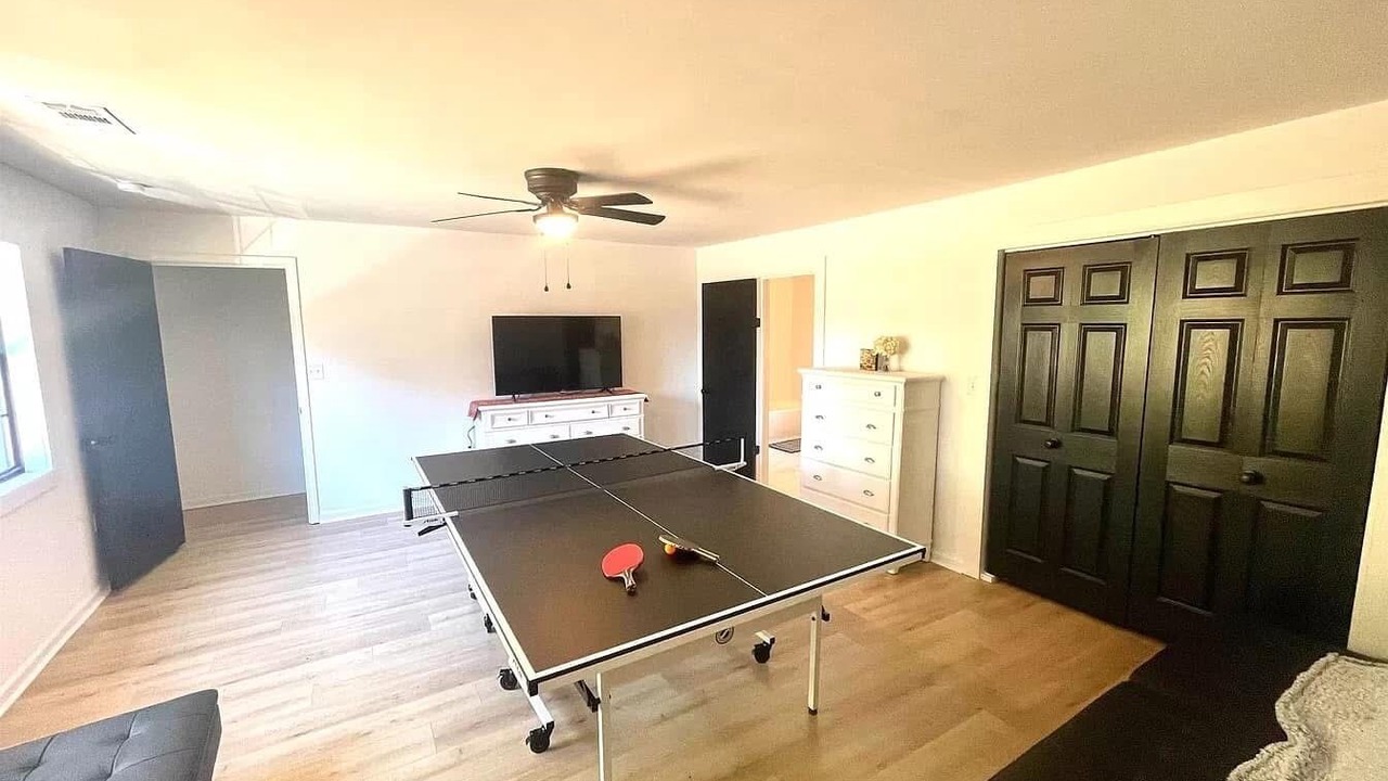 Photo of Bedroom in Oakland