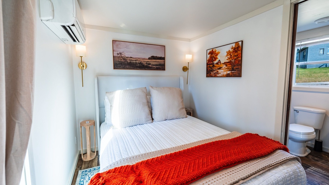 Photo of Bedroom in Tracy City