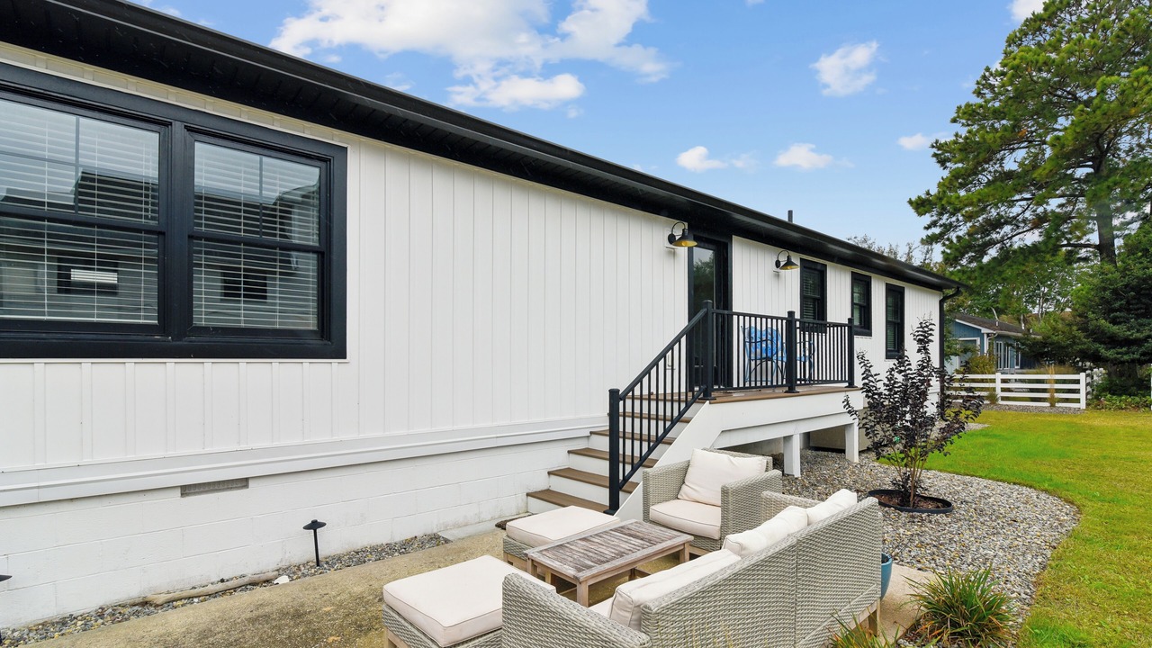 Photo of Outdoor in Sandpiper Pines