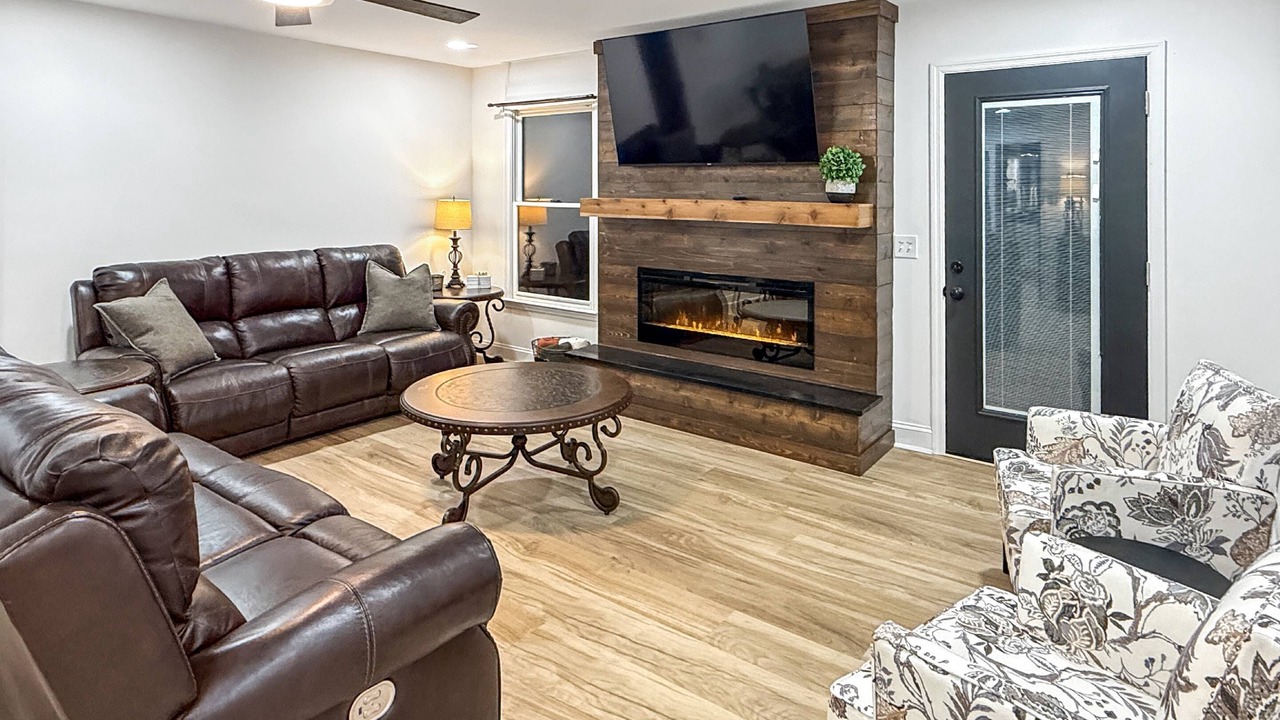 Photo of Livingroom in Rising Fawn