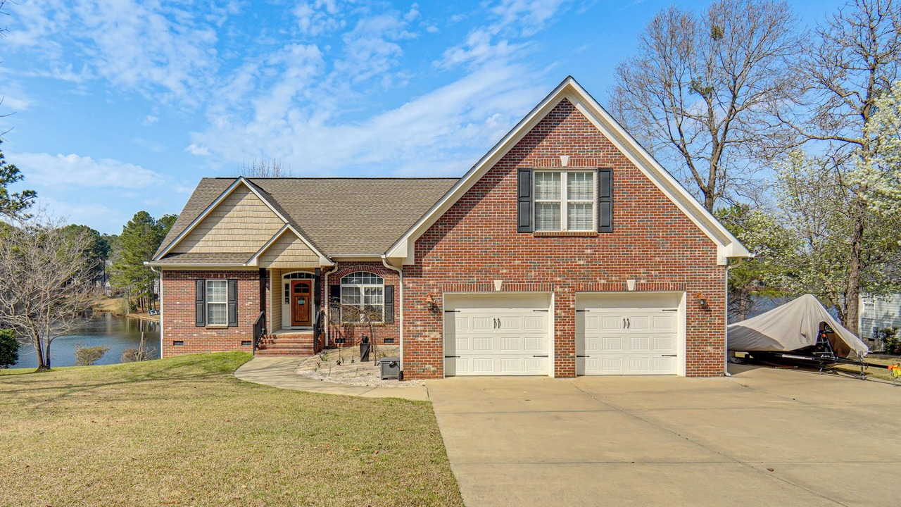Photo of Outdoor in Olivia