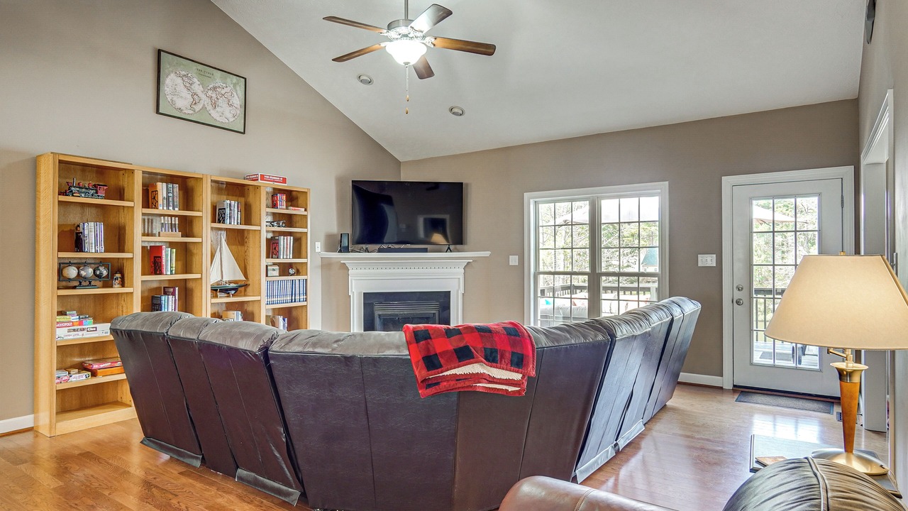 Photo of Bedroom in Olivia