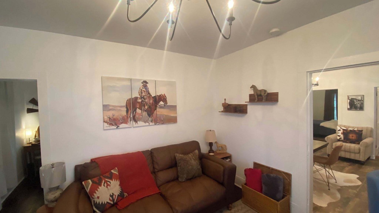 Photo of Livingroom in Carrollton