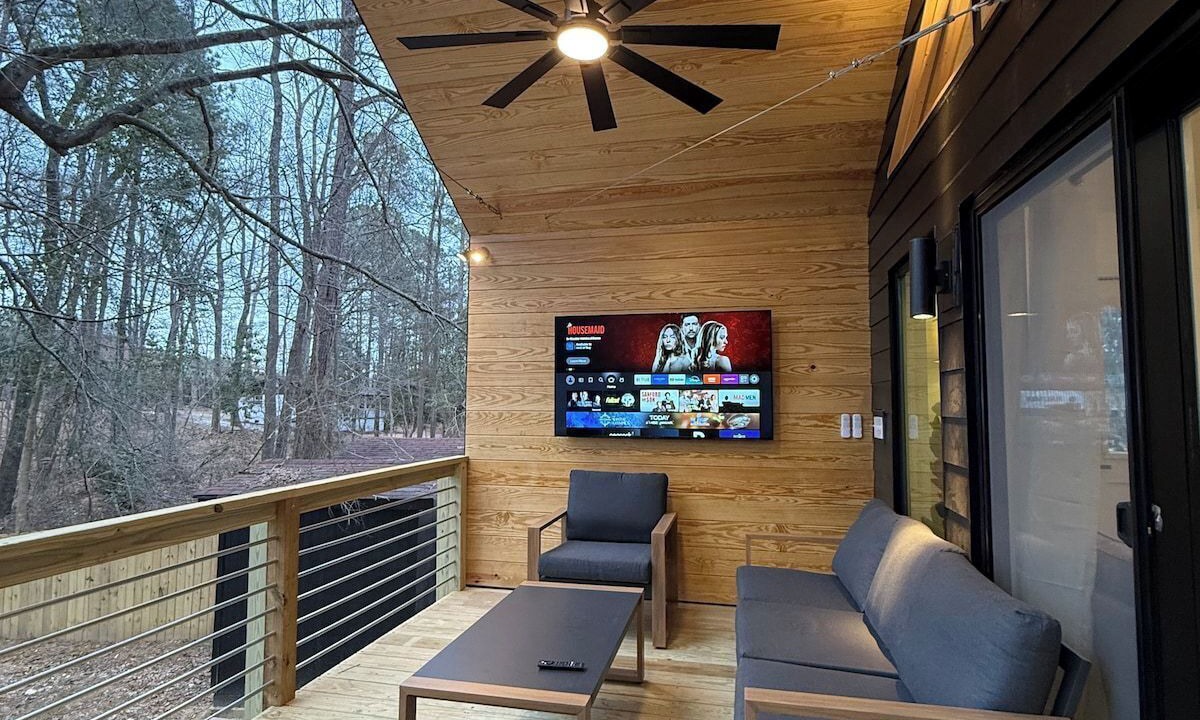 Photo of Patio Balcony in Carrboro