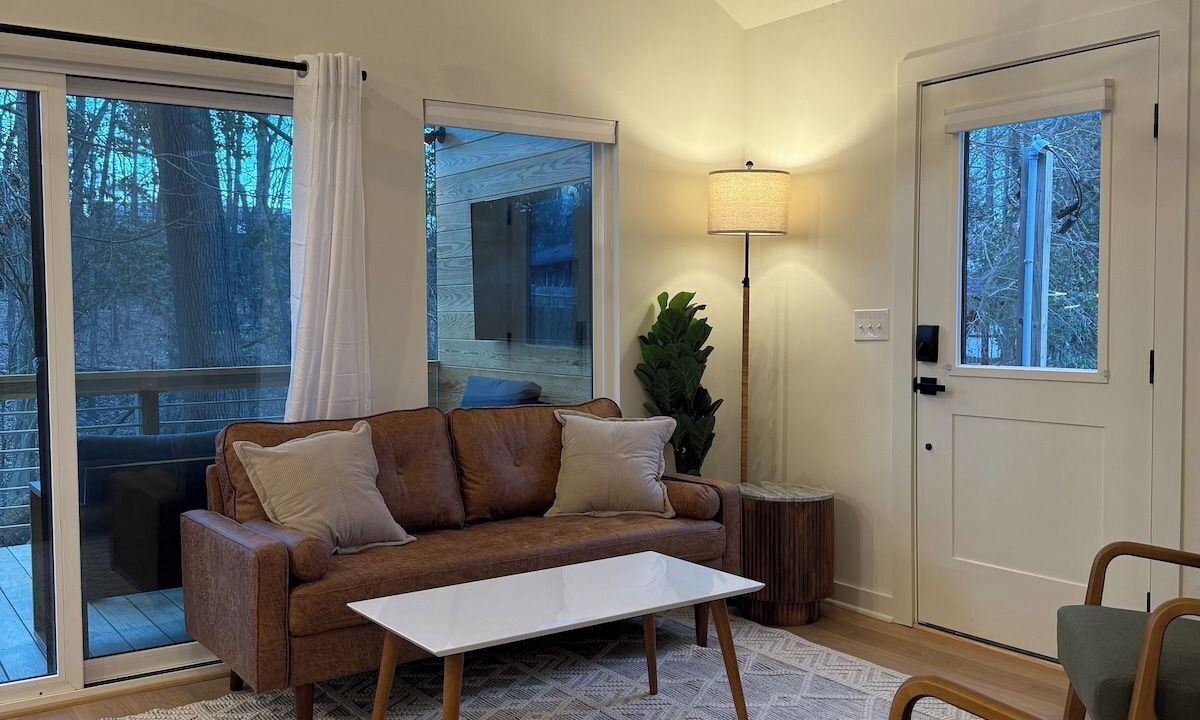 Photo of Livingroom in Carrboro