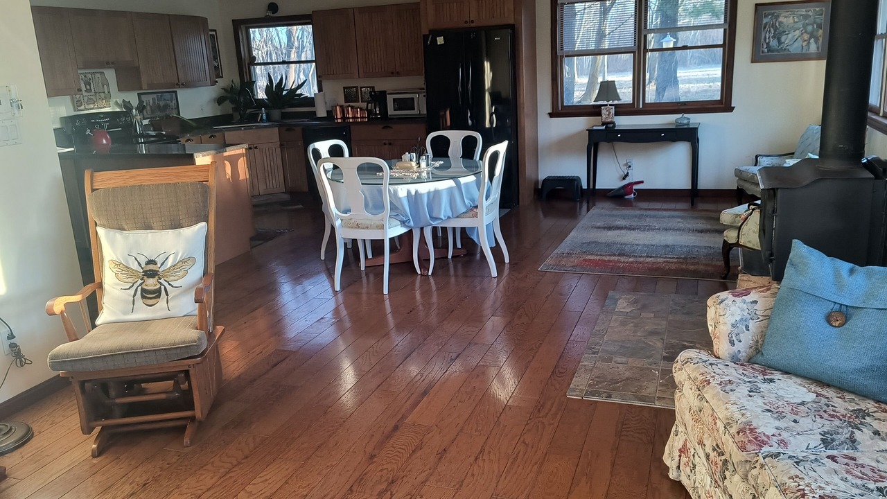 Photo of Livingroom in Orange Prairie