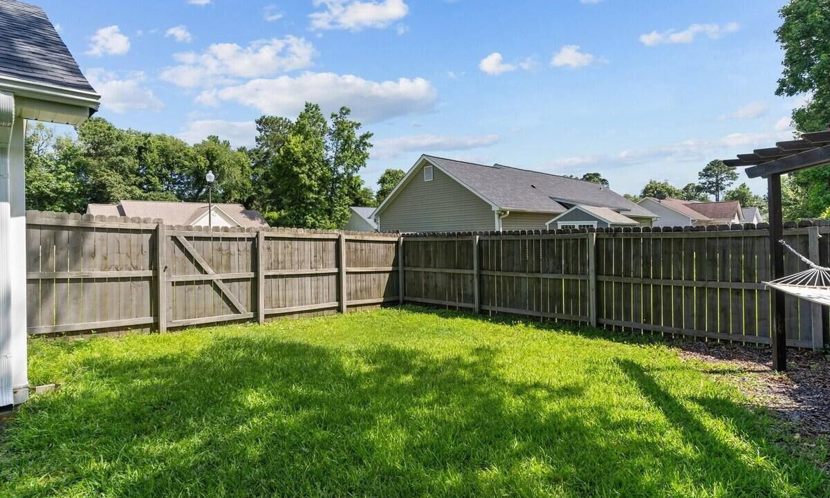 Photo of Outdoor in Kings Grant