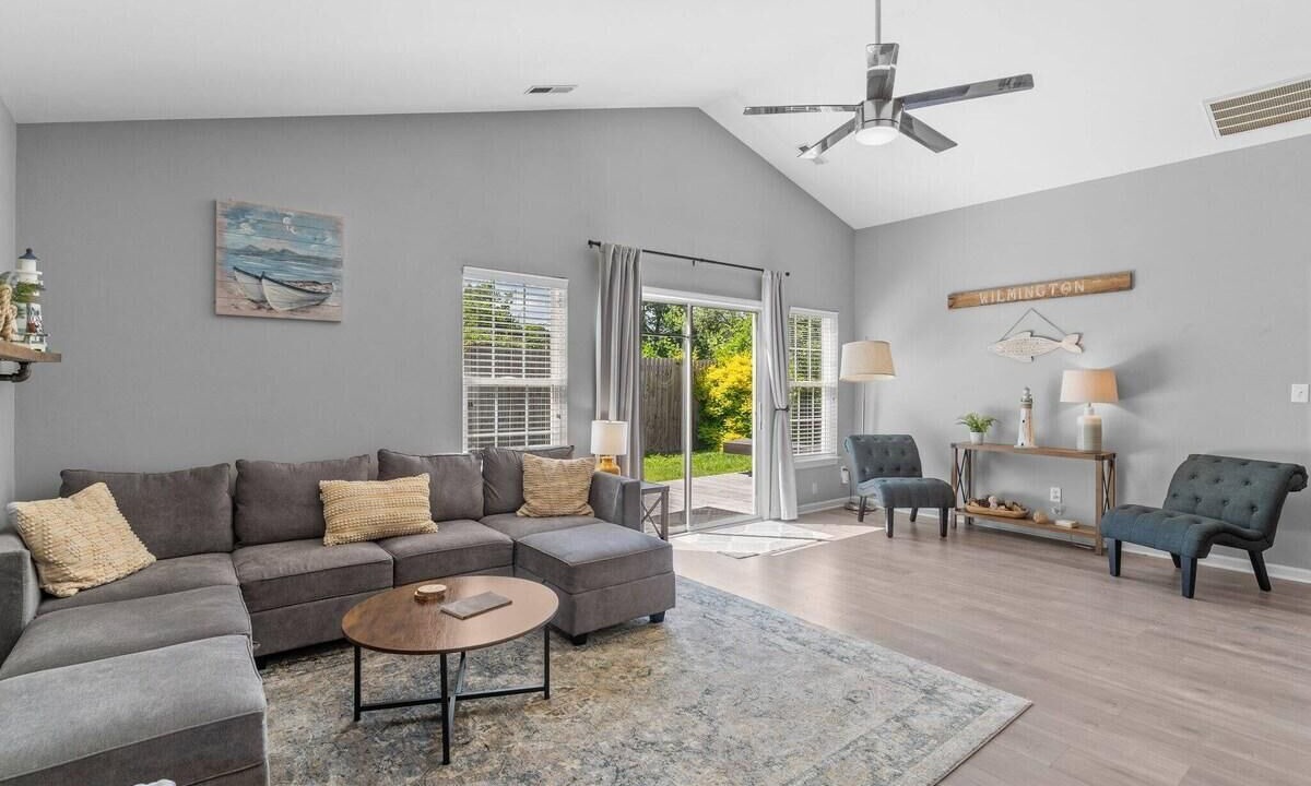 Photo of Livingroom in Kings Grant