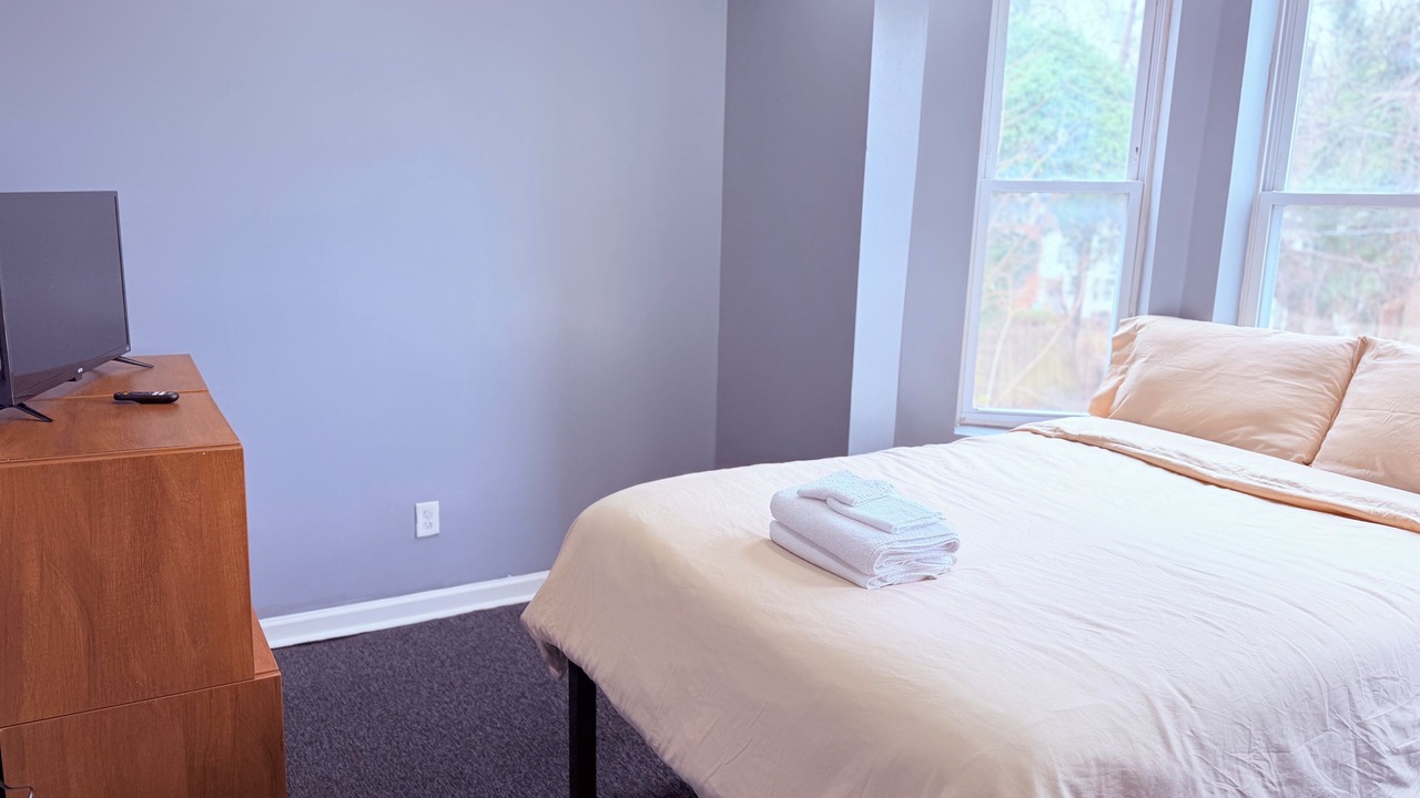 Photo of Bedroom in West Forest Park