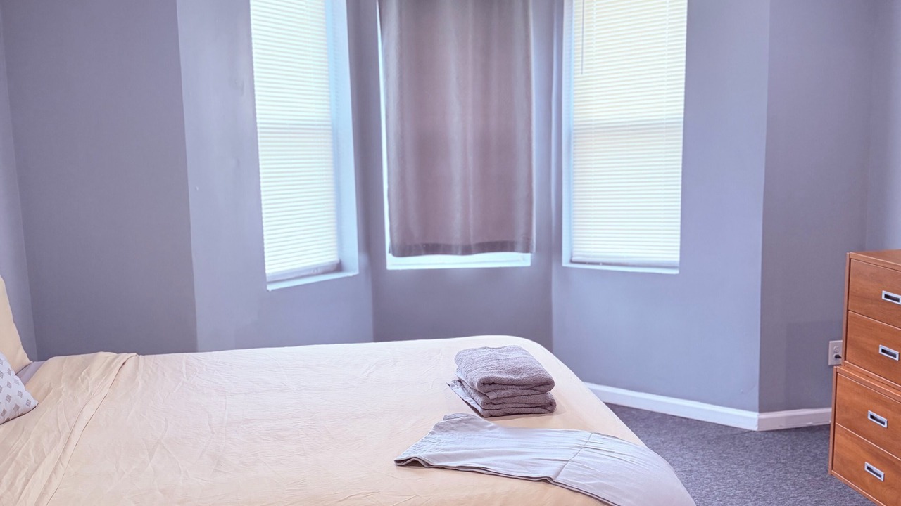 Photo of Bedroom in West Forest Park