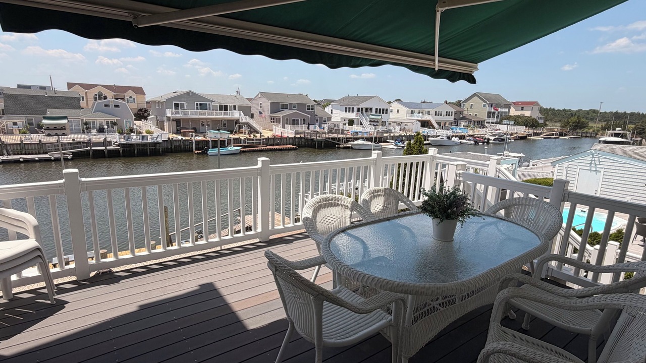 Photo of Outdoor in Osborn Island