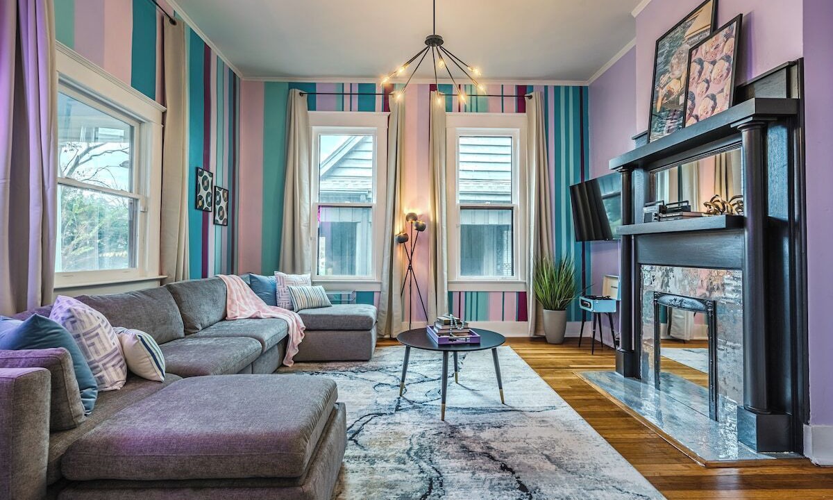 Photo of Livingroom in Evergreen