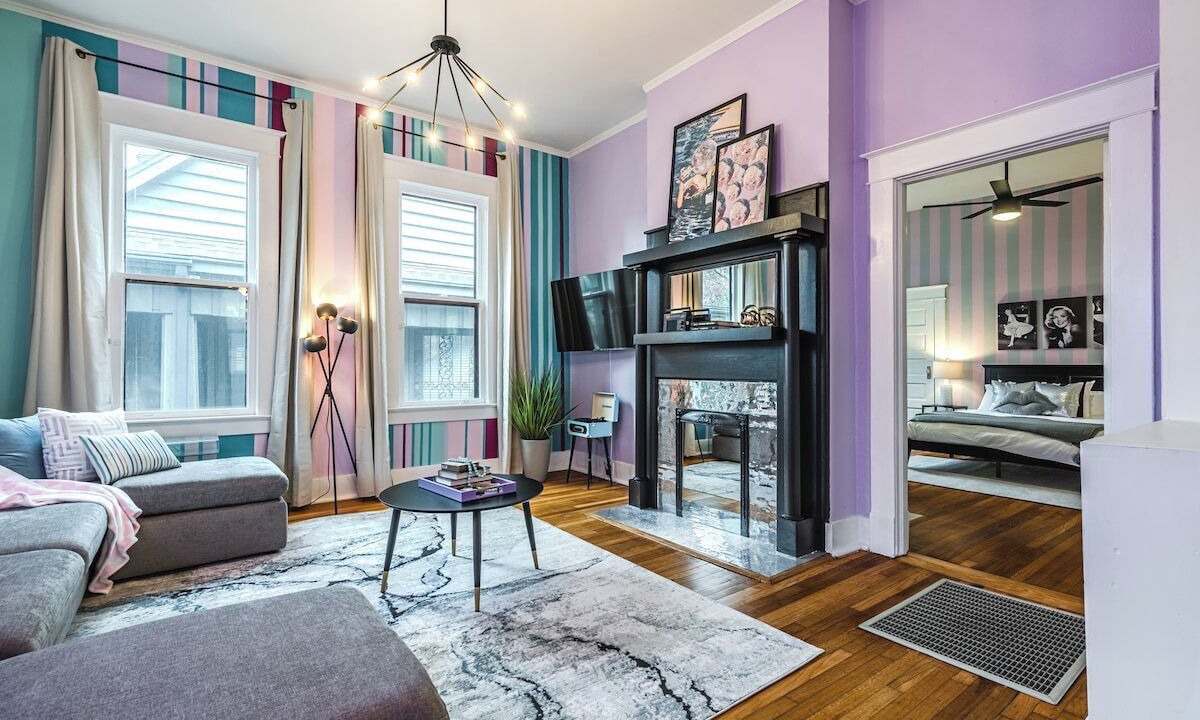 Photo of Livingroom in Evergreen