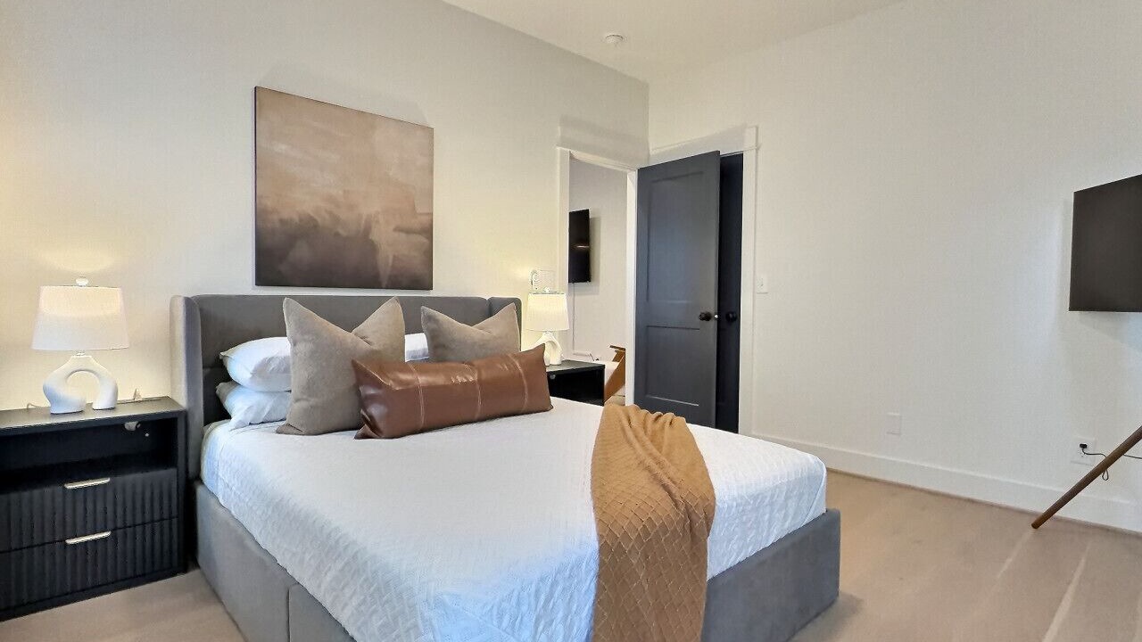 Photo of Bedroom in Forest Park