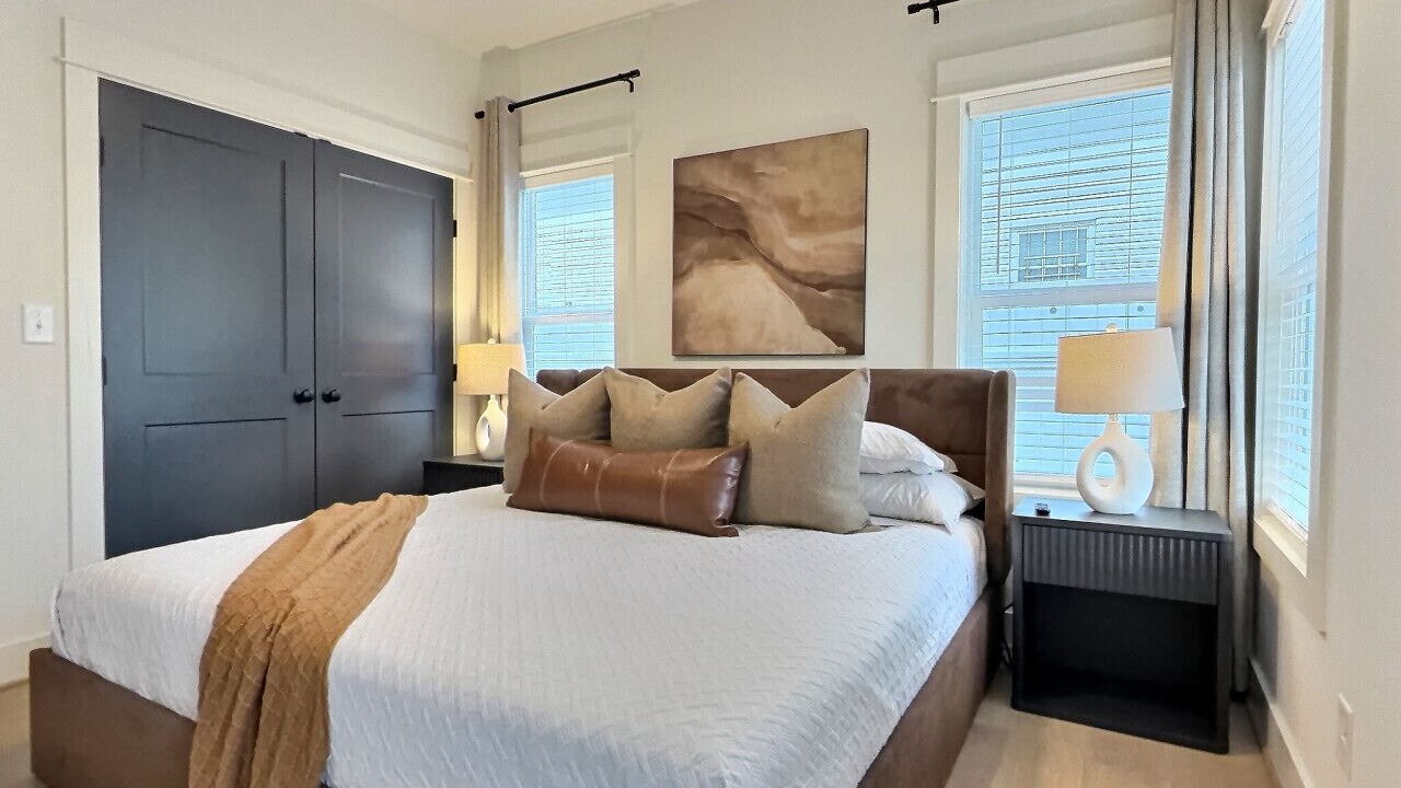 Photo of Bedroom in Forest Park