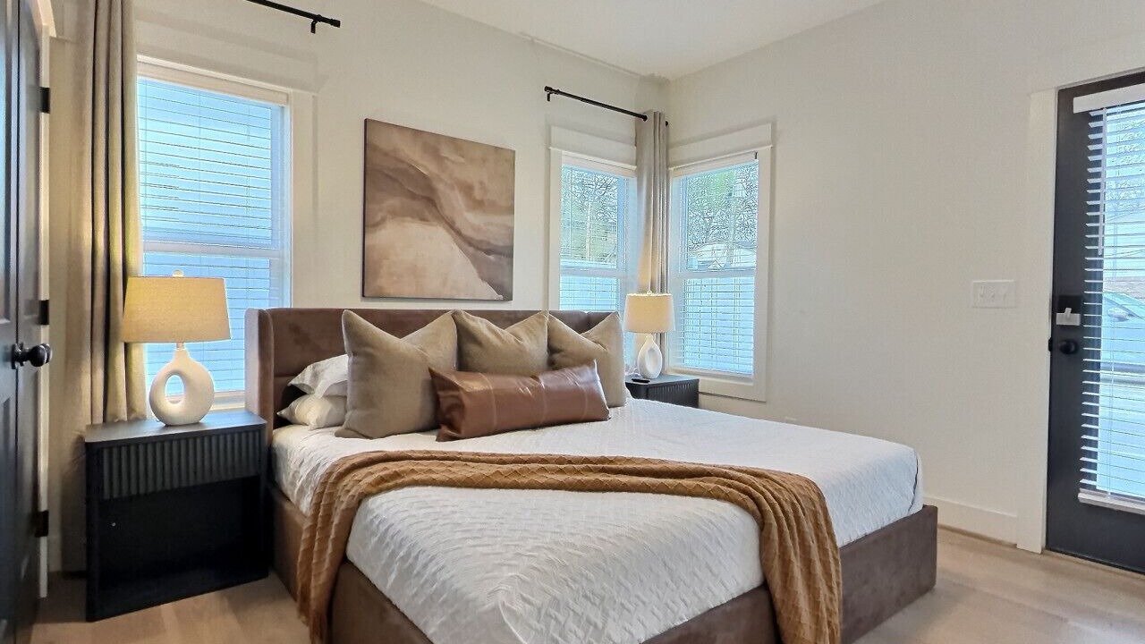 Photo of Bedroom in Forest Park