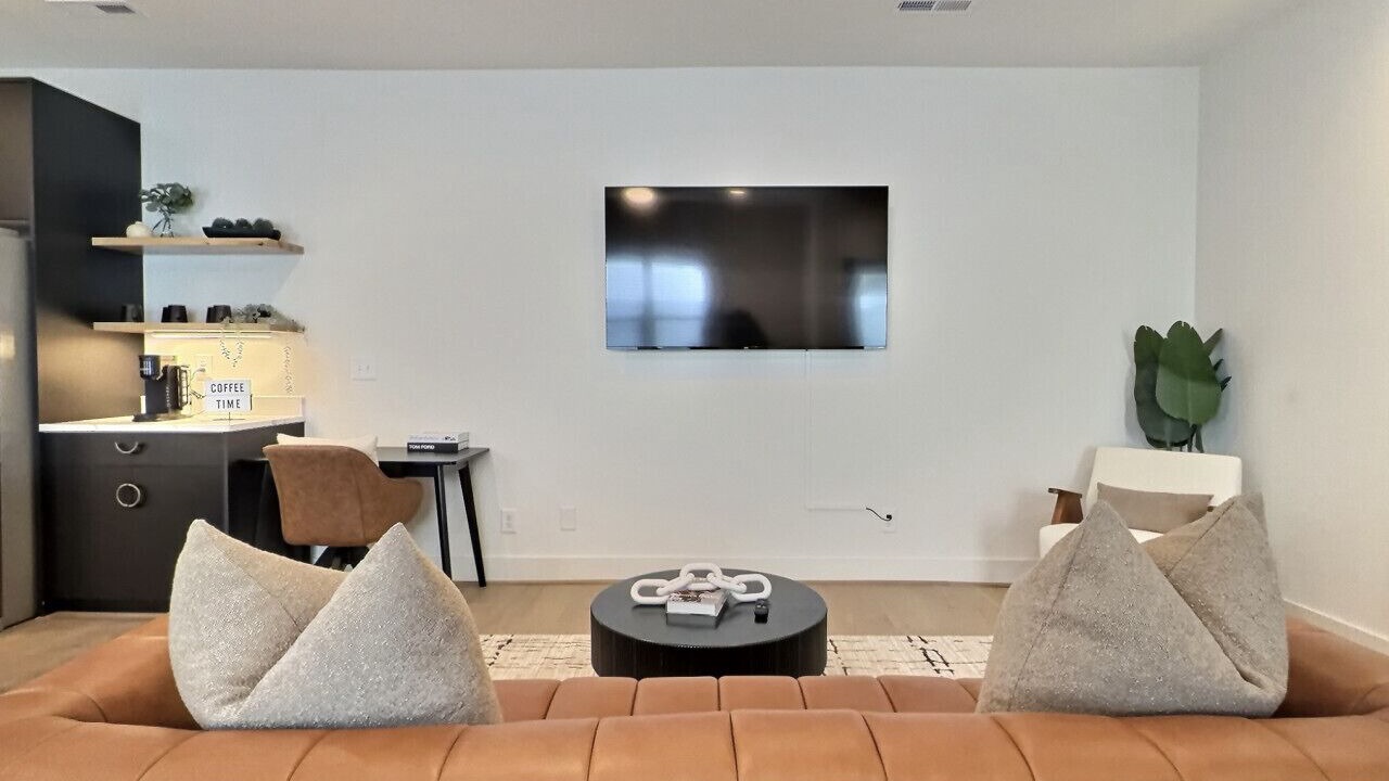 Photo of Livingroom in Forest Park