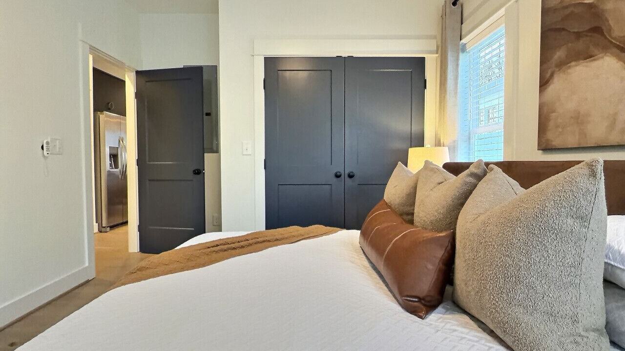 Photo of Bedroom in Forest Park