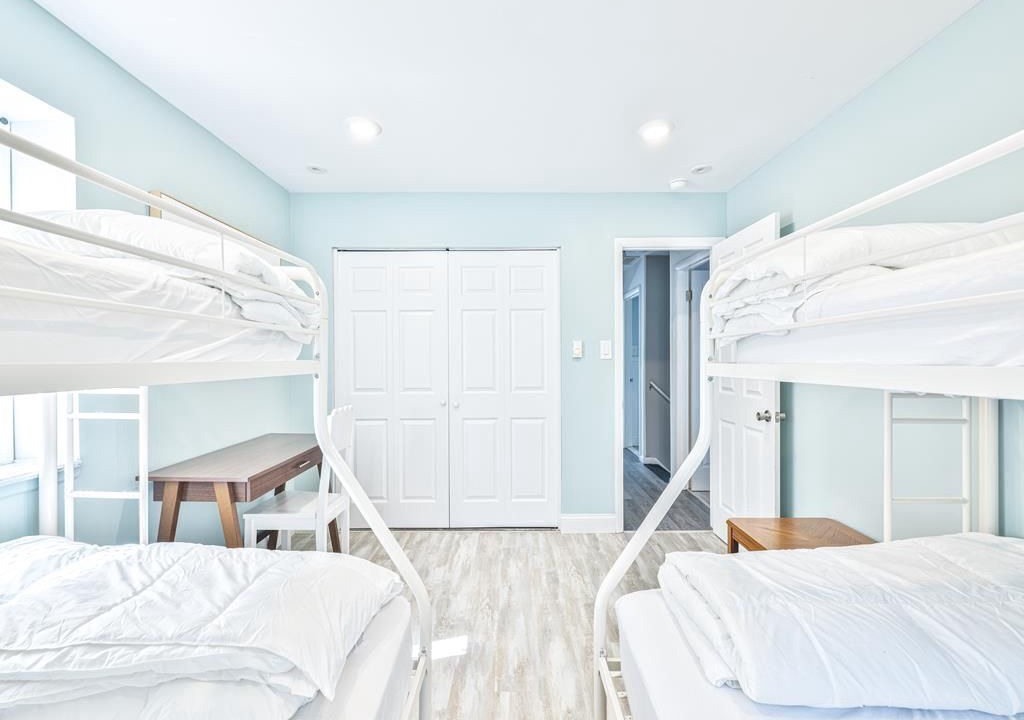 Photo of Bedroom in Town Bank