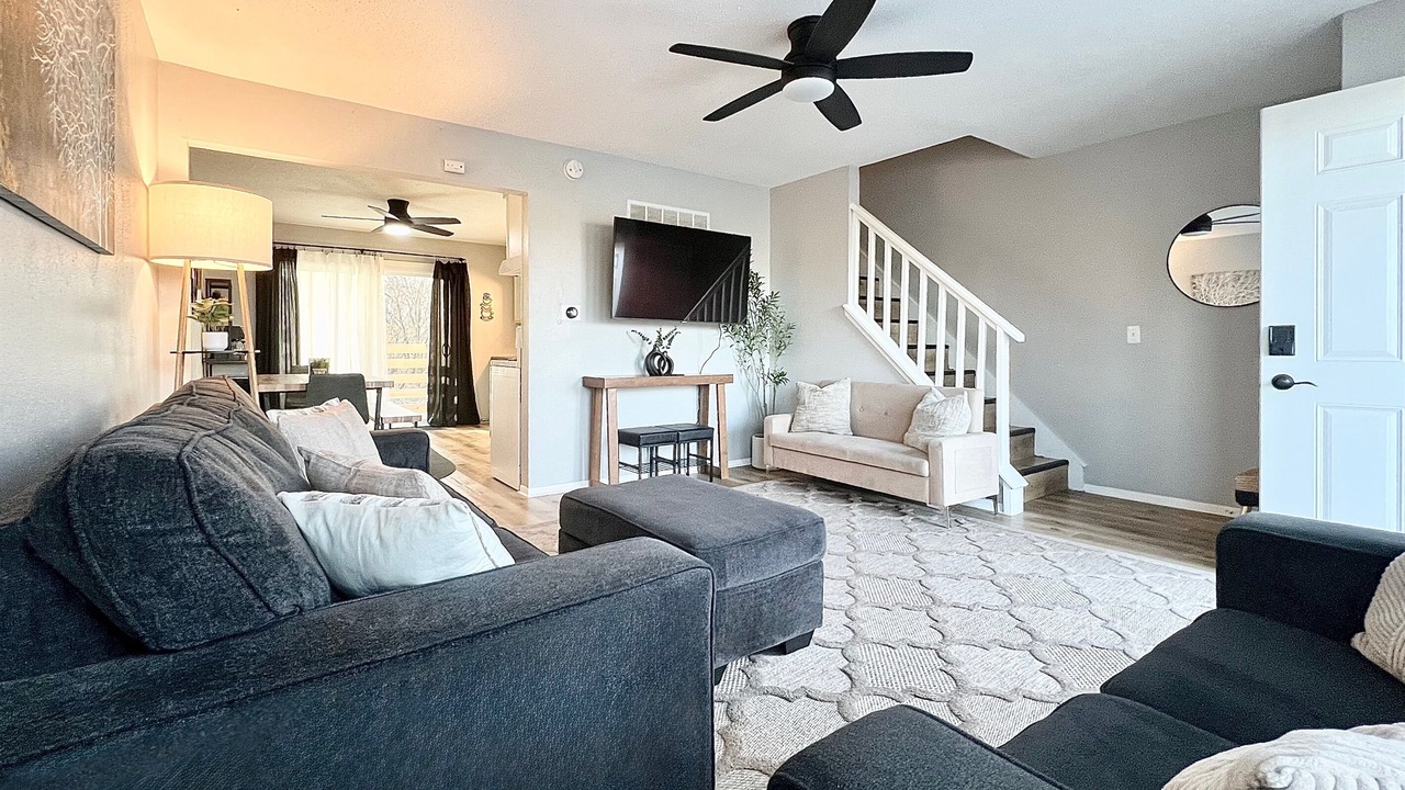 Photo of Livingroom in Quad Cities