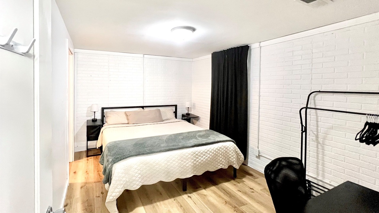 Photo of Bedroom in Quad Cities