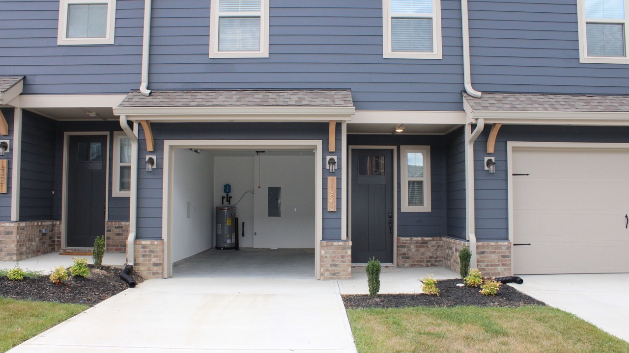 Photo of Outdoor in Alcoa