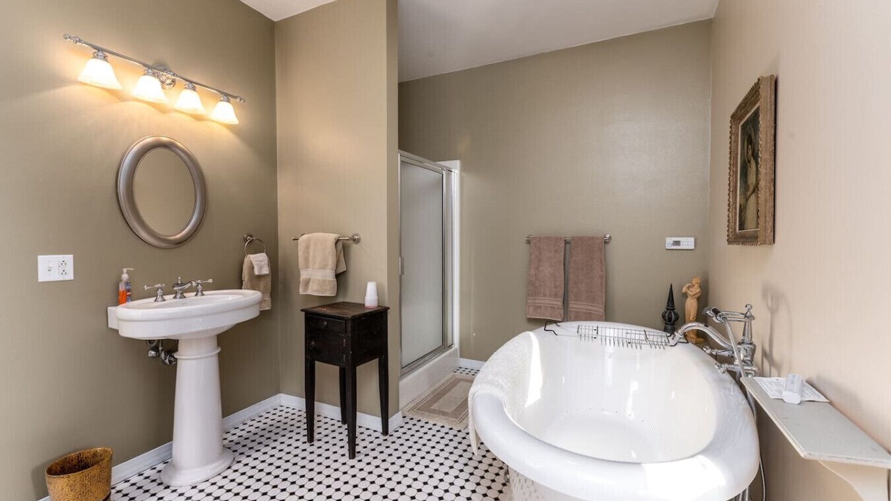 Photo of Bathroom in Elkader