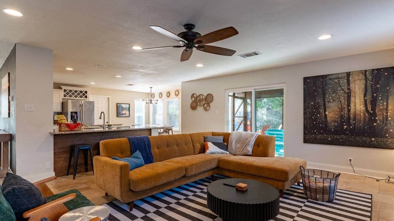 Photo of Livingroom in Cedar Park