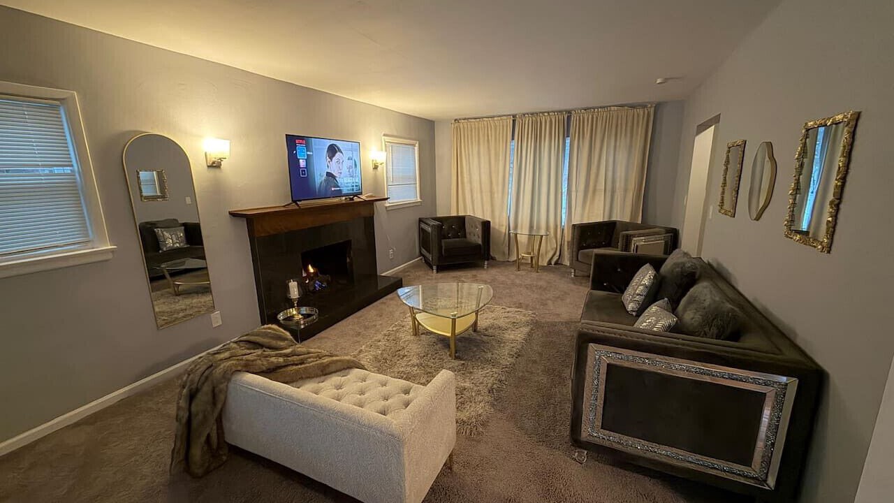 Photo of Livingroom in Rockford
