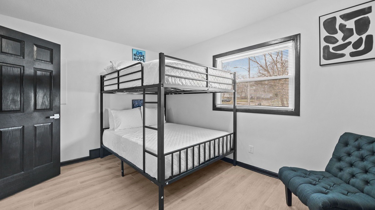 Photo of Bedroom in Urbandale