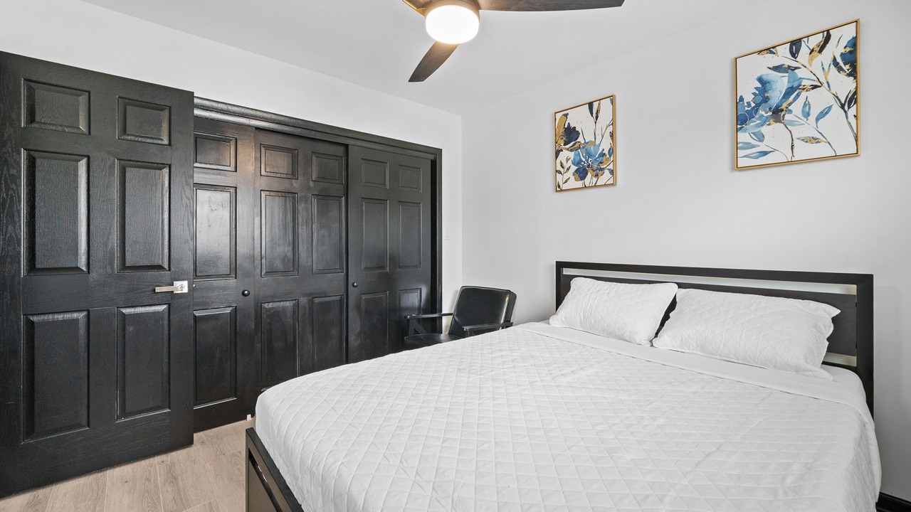 Photo of Bedroom in Urbandale
