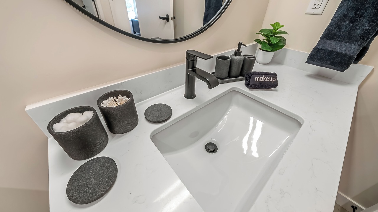Photo of Bathroom in Tekamah