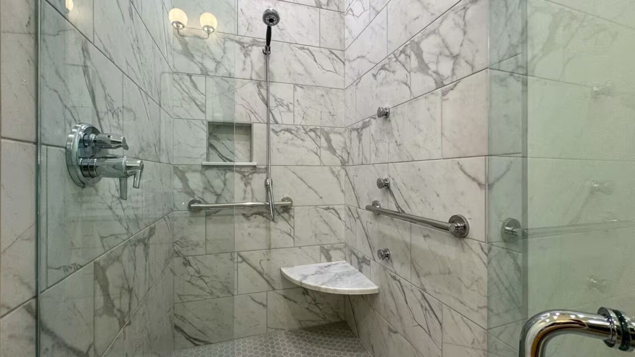 Photo of Bathroom in Sevierville