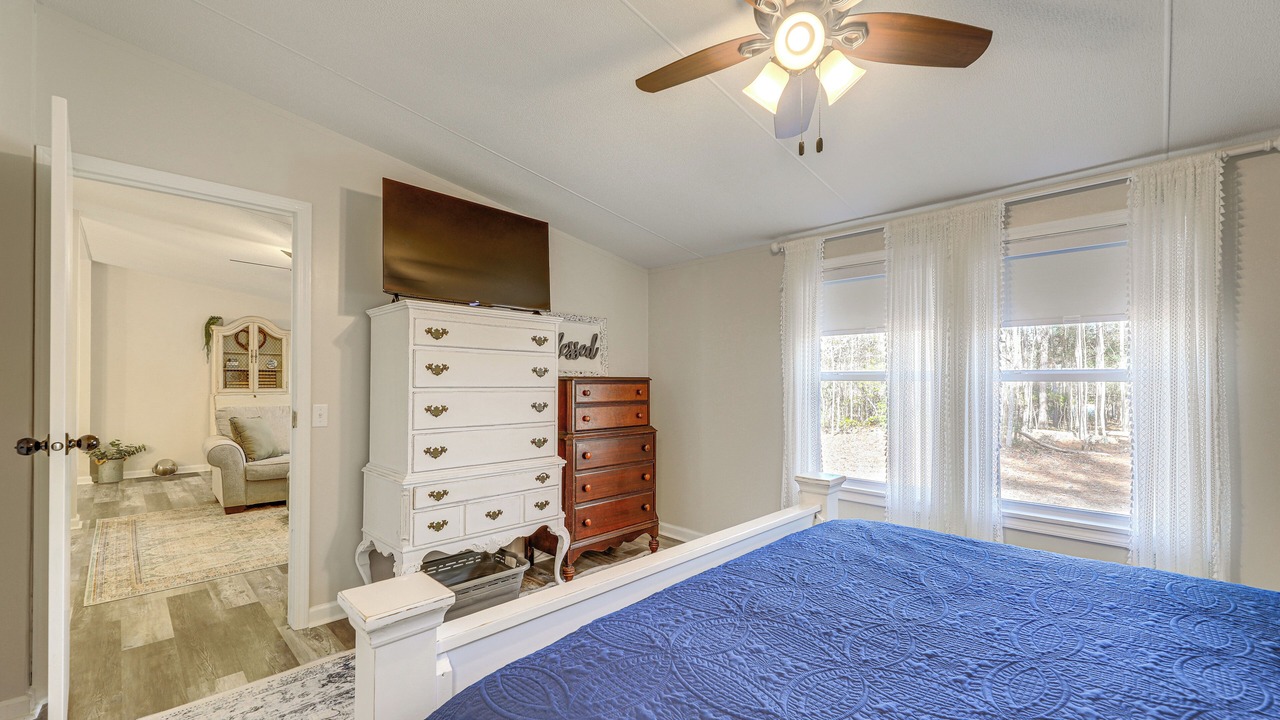 Photo of Bedroom in McCutcheon Field
