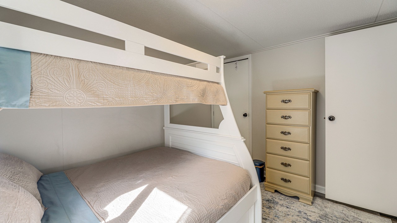 Photo of Bedroom in McCutcheon Field