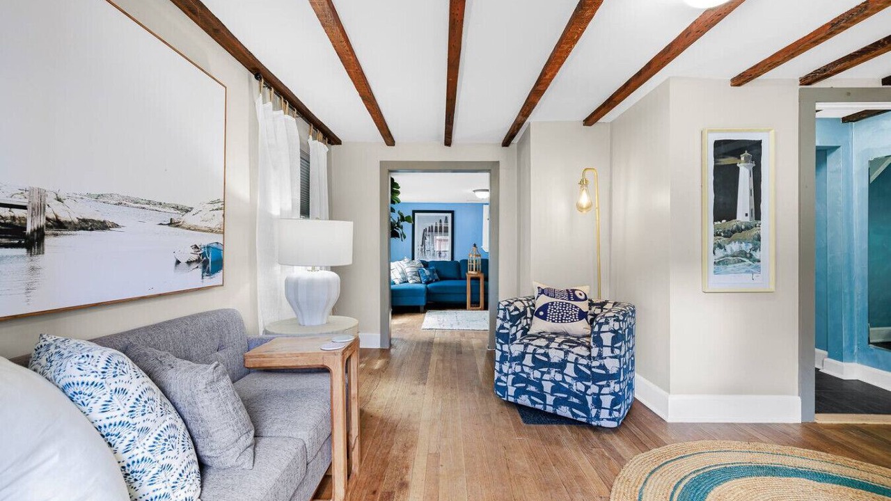 Photo of Livingroom in Chesapeake City