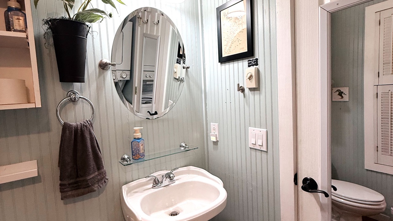 Photo of Bathroom in Altamont