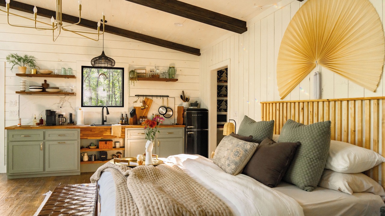 Photo of Bedroom in Crane Hill
