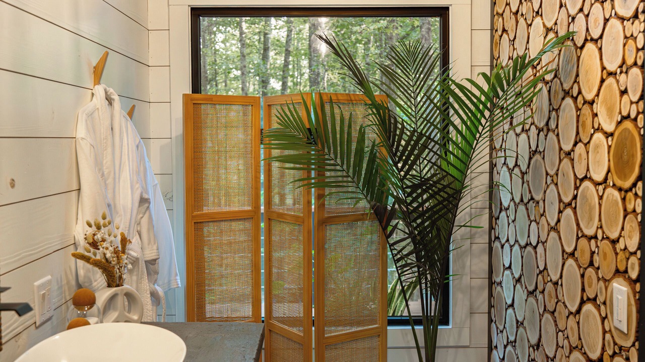 Photo of Bathroom in Crane Hill