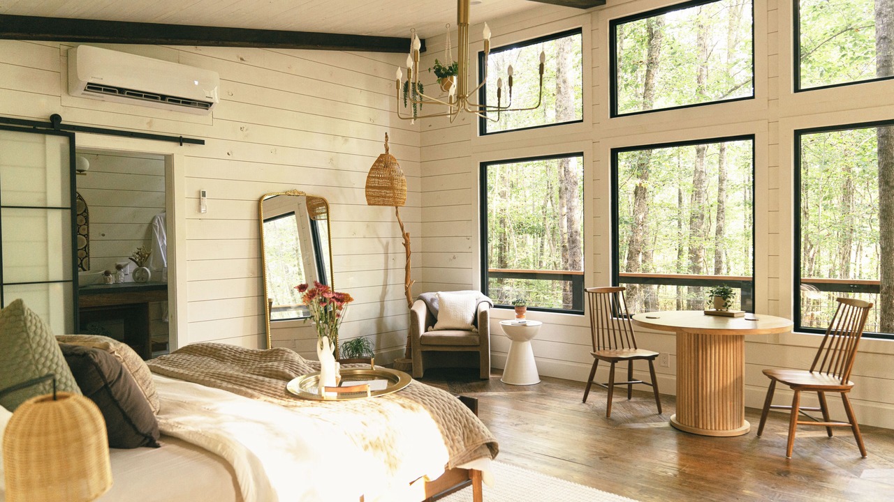 Photo of Bedroom in Crane Hill