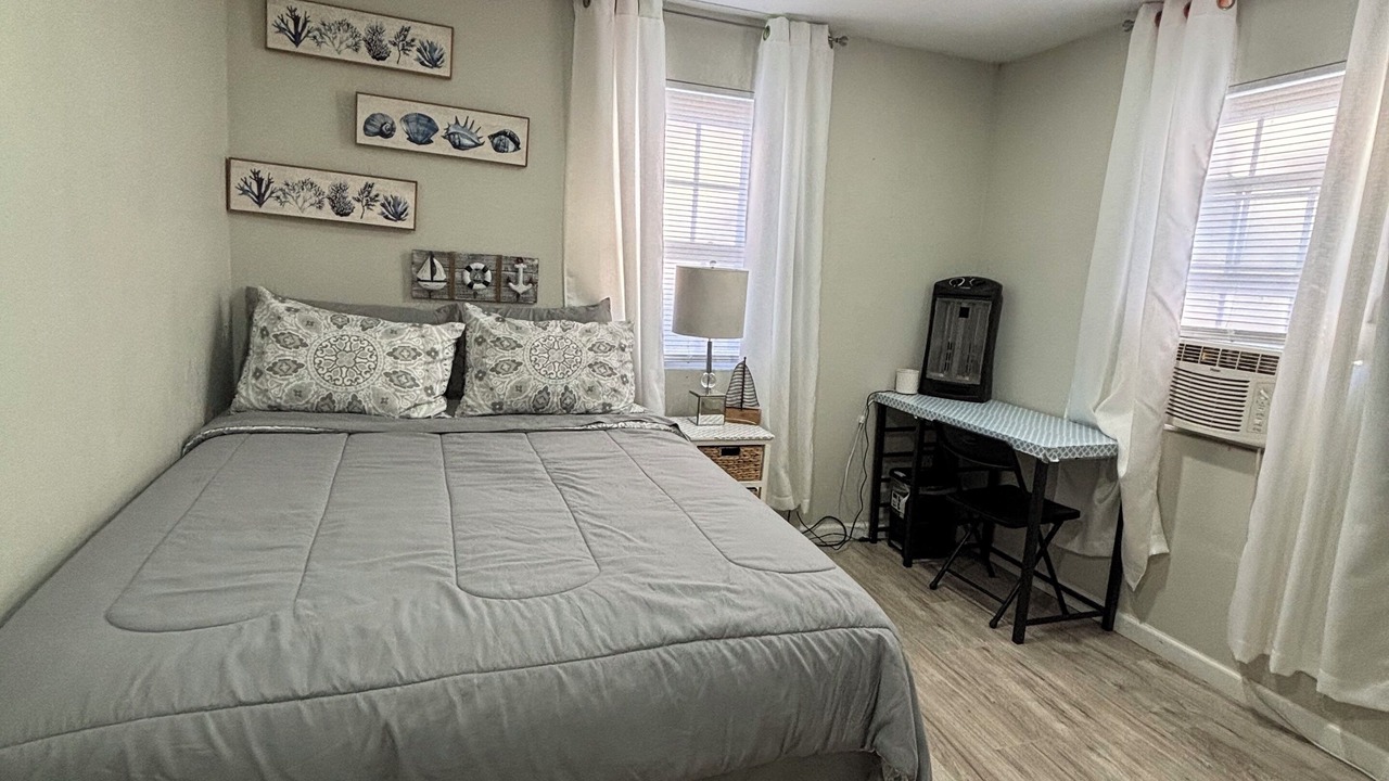 Photo of Bedroom in Turley