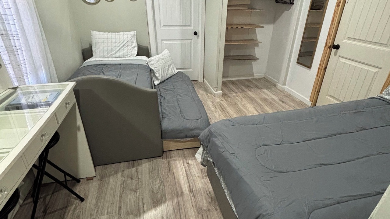 Photo of Bedroom in Turley