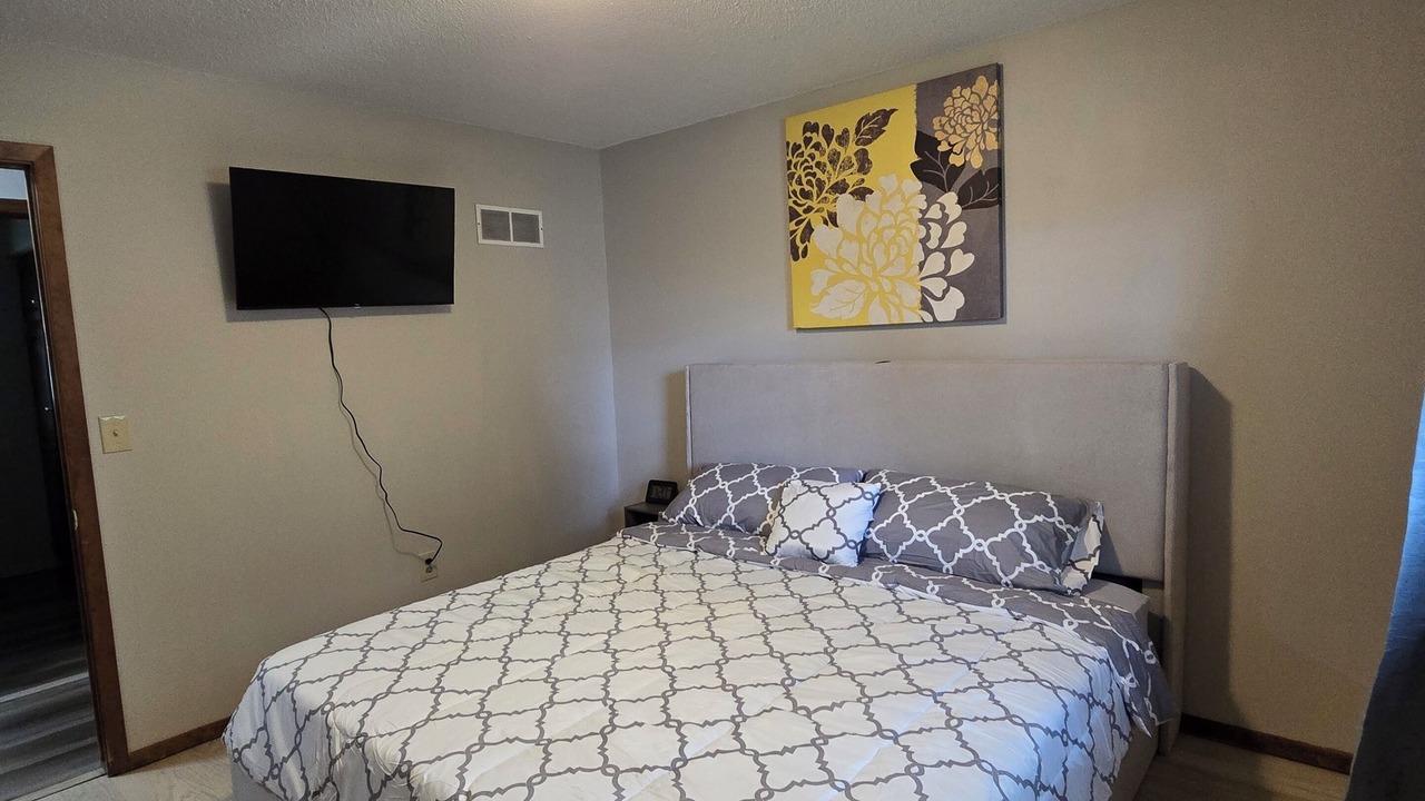 Photo of Bedroom in Oelwein