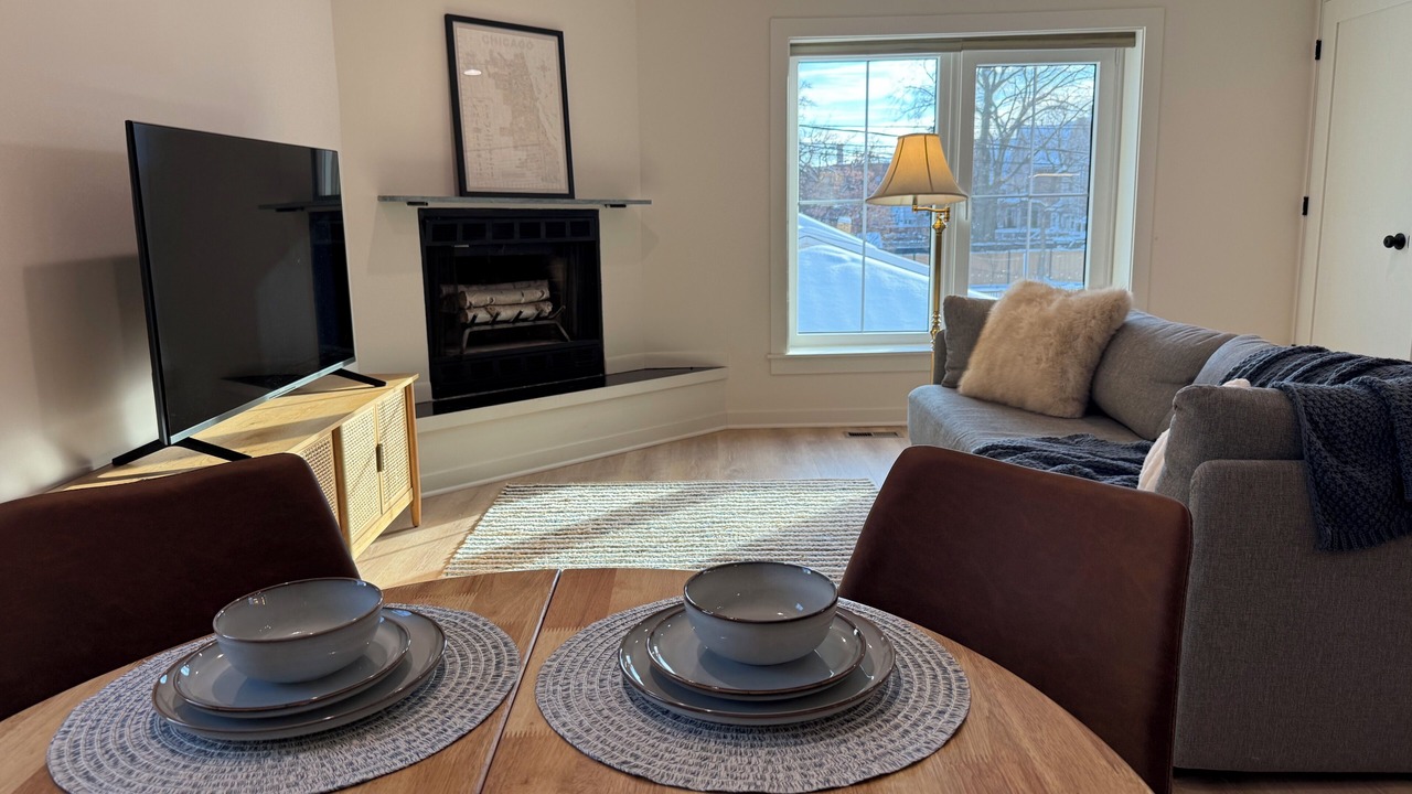 Photo of Livingroom in Ravenswood