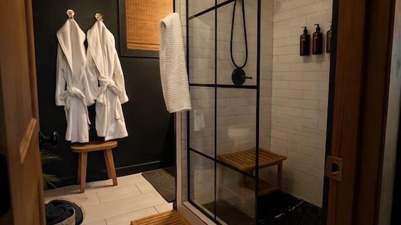 Photo of Bathroom in Jasper