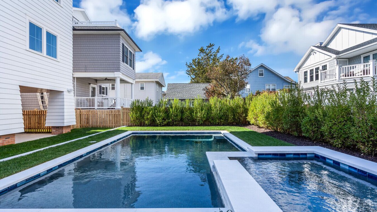 Photo of Outdoor in Gardens